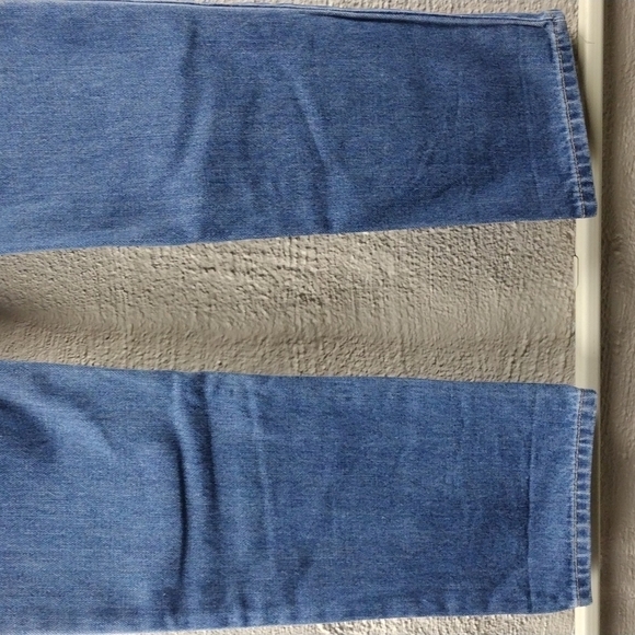 Children's Place Blue Medium Wash Five Pocket Straight Leg Adjustable Waist Jean - Picture 12 of 13